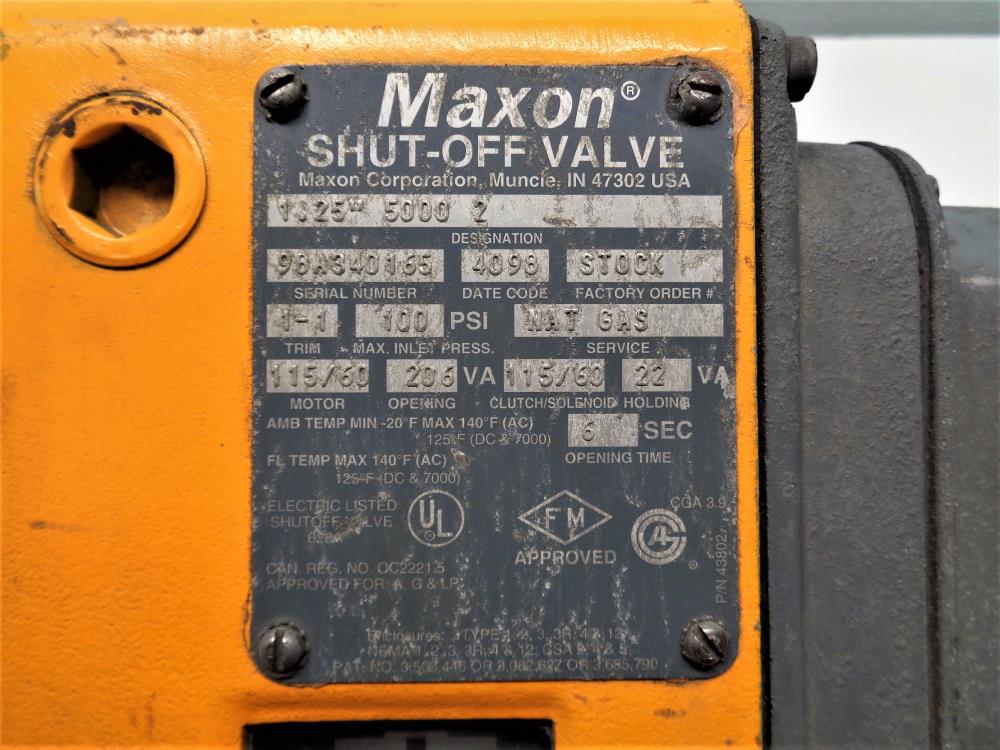Maxon 1-1/4" NPT Natural Gas Shut-Off Valve 5000 2